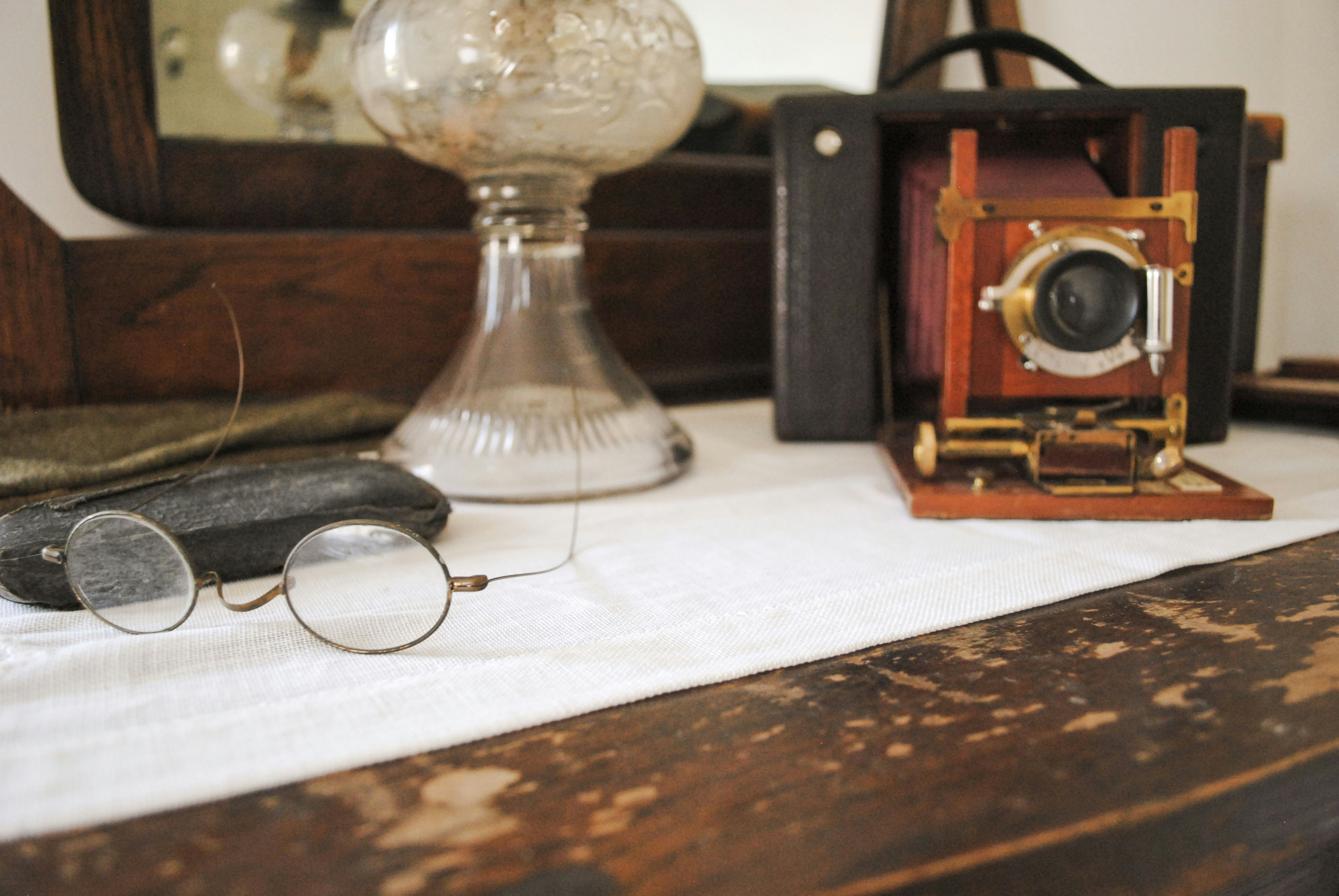 dresser and mirror